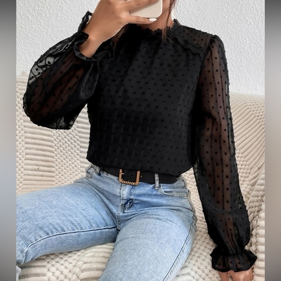 Boho Swiss dot lantern sleeve blouse - Picture 7 of 7